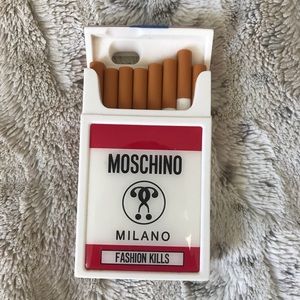 SOLD ON DEPOP Moschino fashion kills phone case.